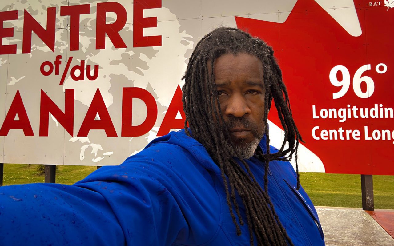 how far is thunder bay from winnipeg 2