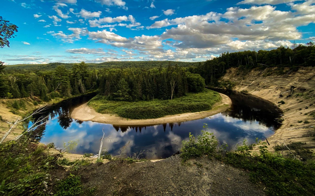 lookout view at Arrowhead Provincial Park | scenic toronto road trip