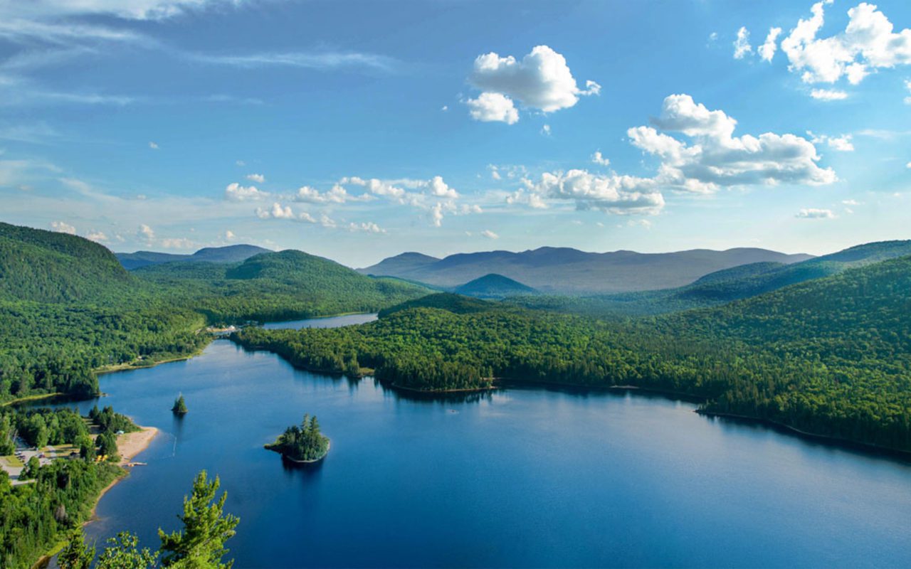 laurentians quebec