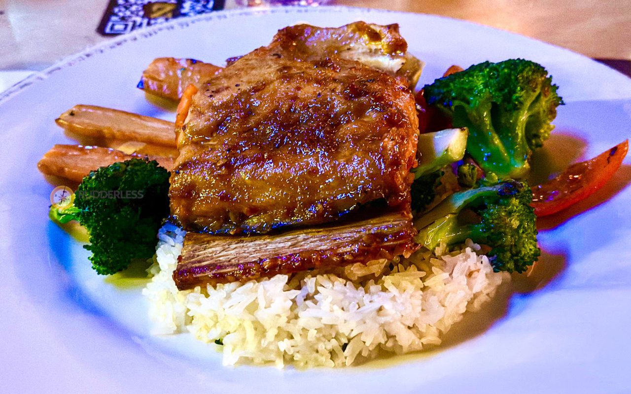 restaurants in laval quebec