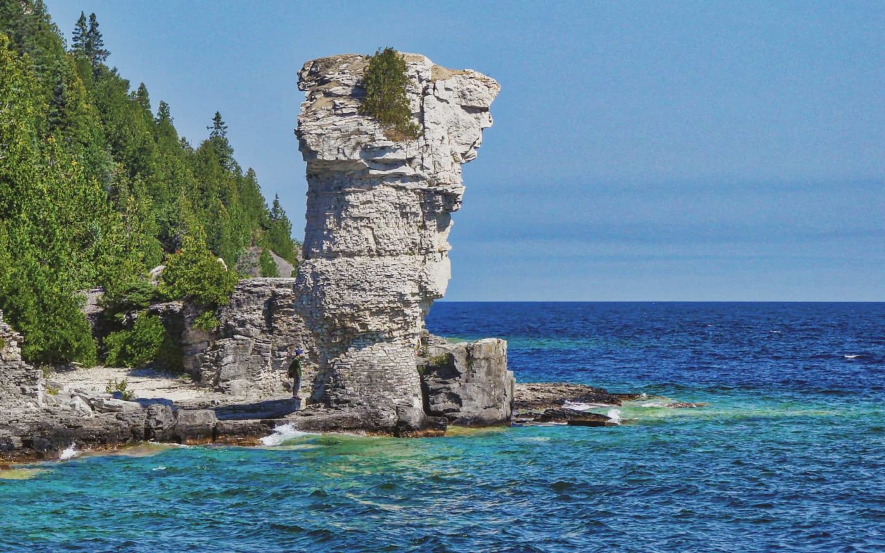 weekend-getaways-ontario-tobermory-flower-pot