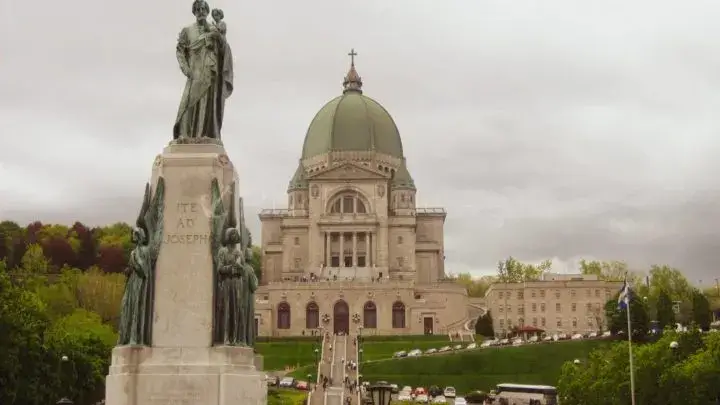 is montreal expensive to visit