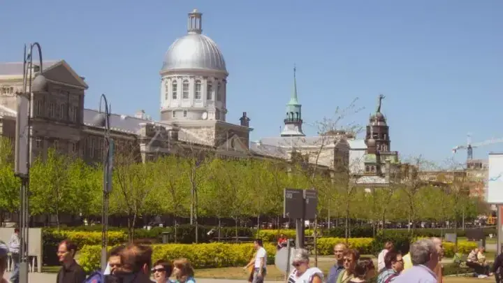 best month to visit montreal